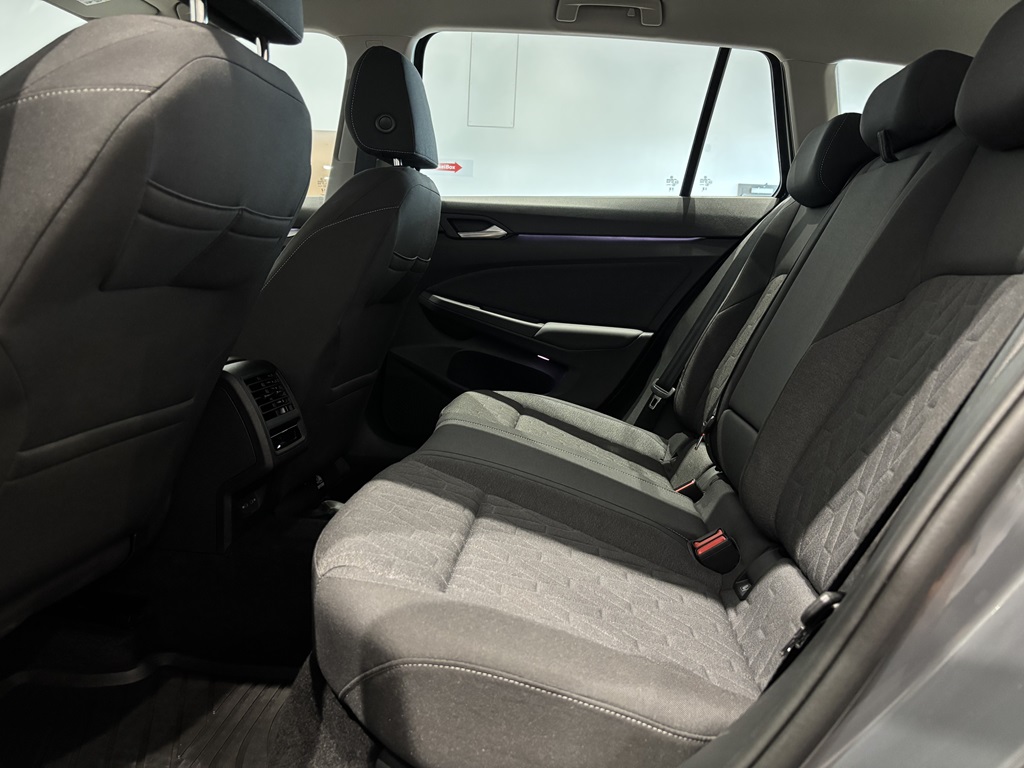 Volkswagen Golf Sportscombi DYK13X
