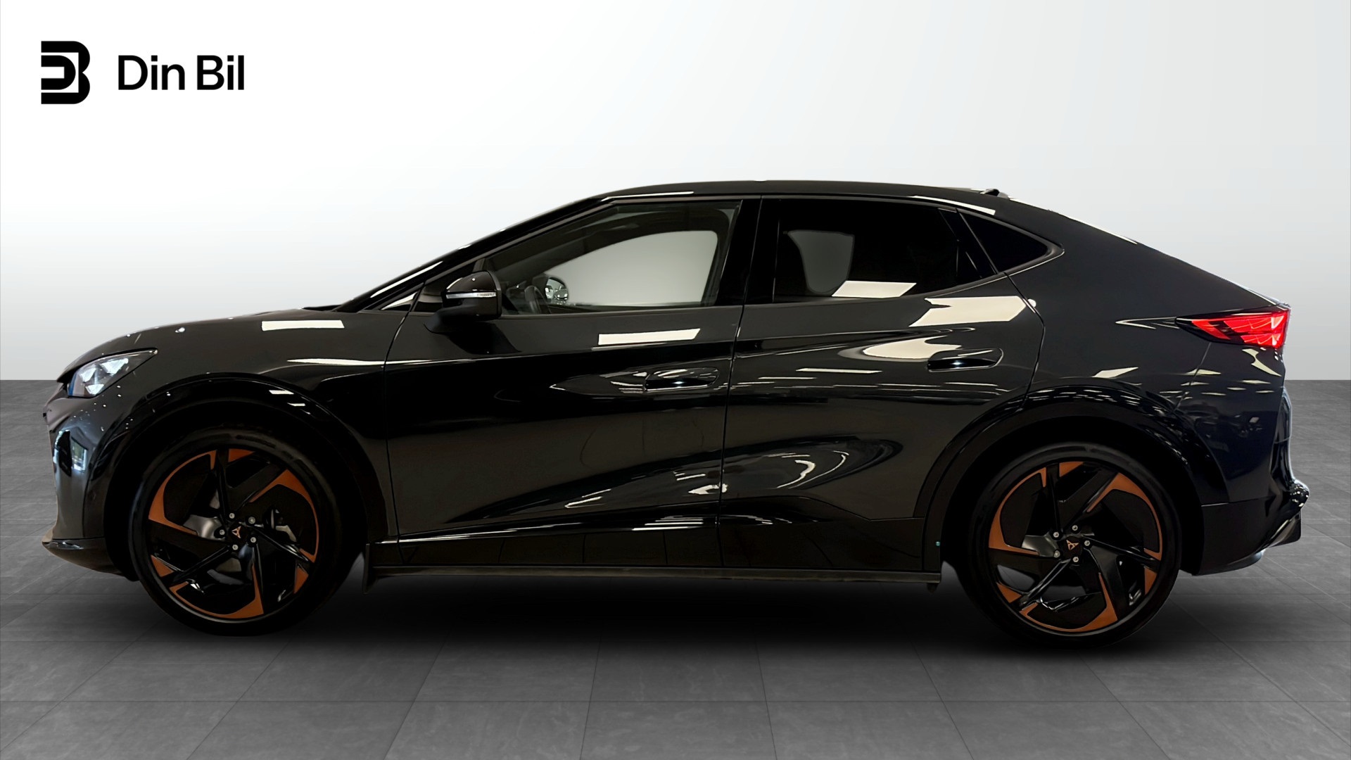 CUPRA Tavascan DYL34H