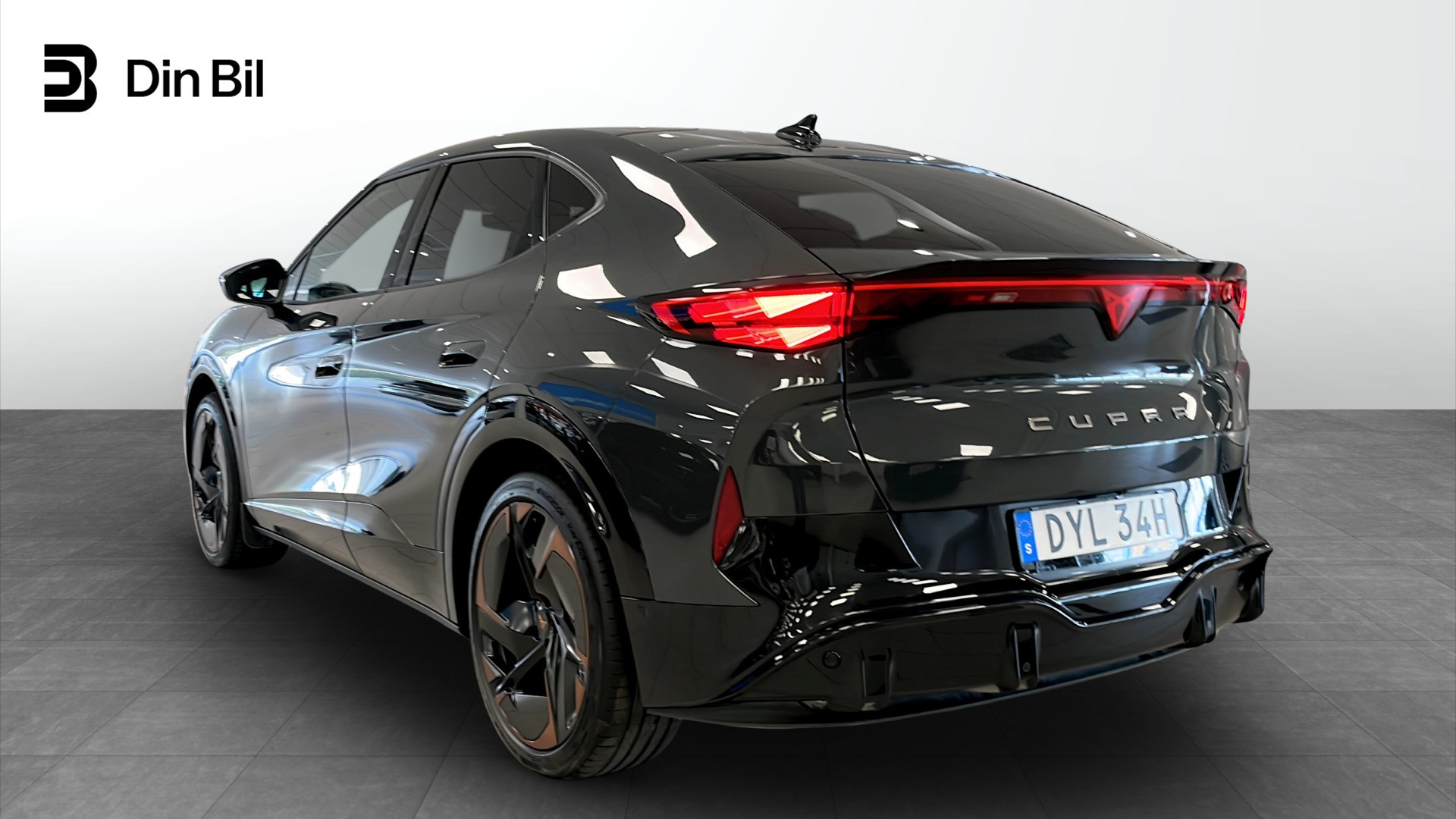 CUPRA Tavascan DYL34H