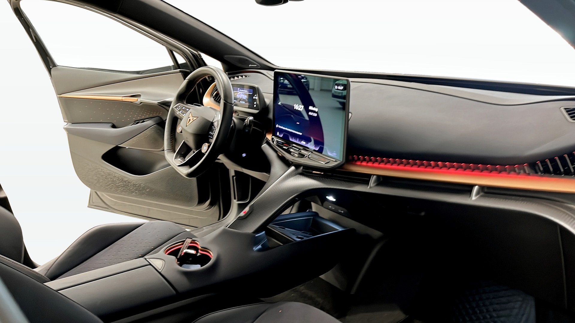 CUPRA Tavascan DYL34H