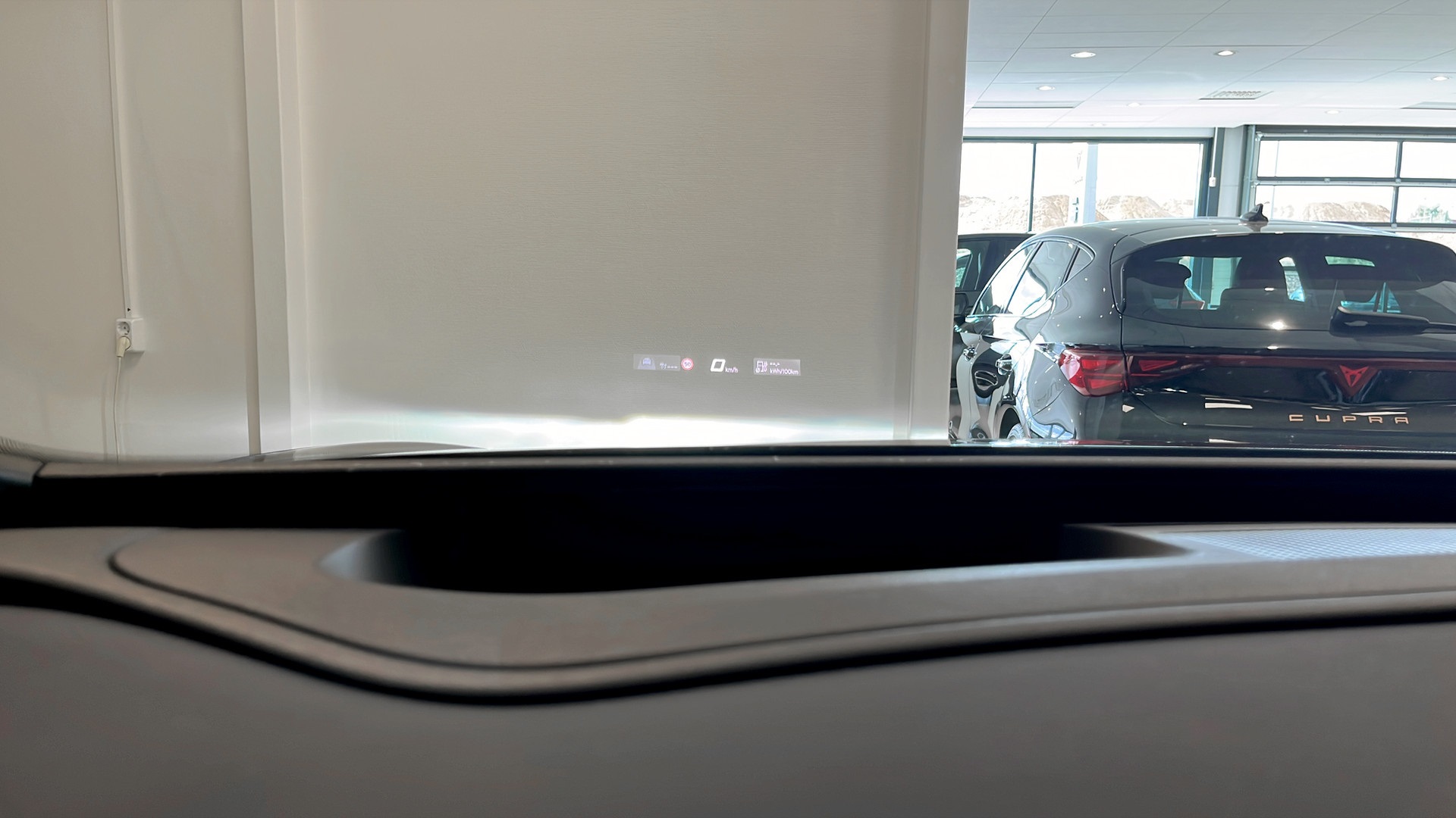 CUPRA Tavascan DYL34H