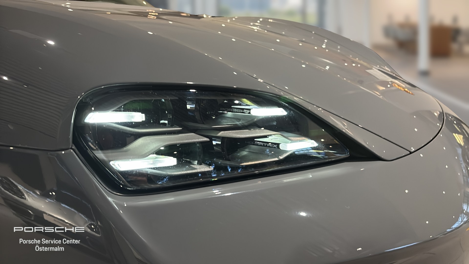 Porsche Taycan DYL50M