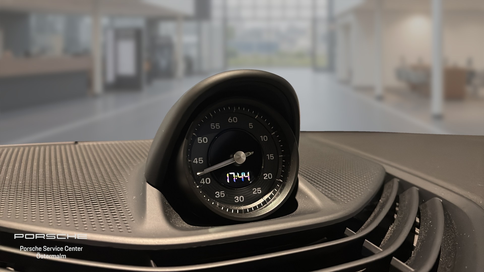 Porsche Taycan DYL50M
