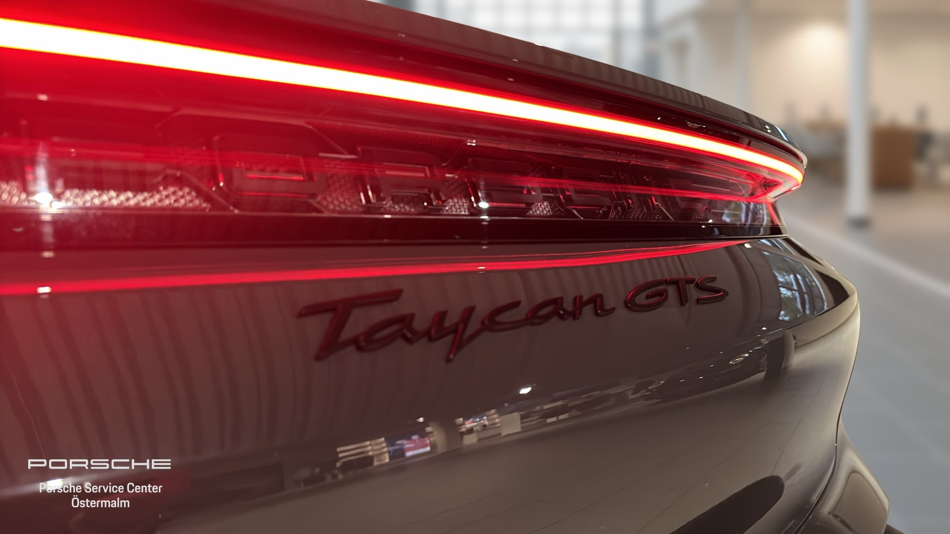Porsche Taycan DYL50M