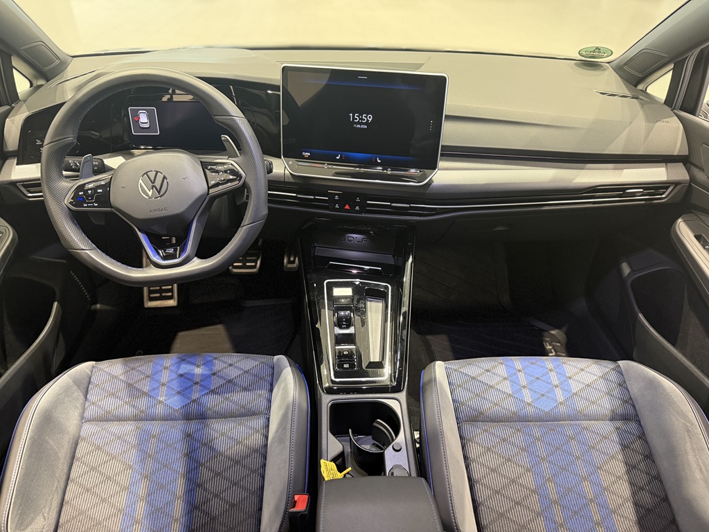 Volkswagen Golf DYL97Z