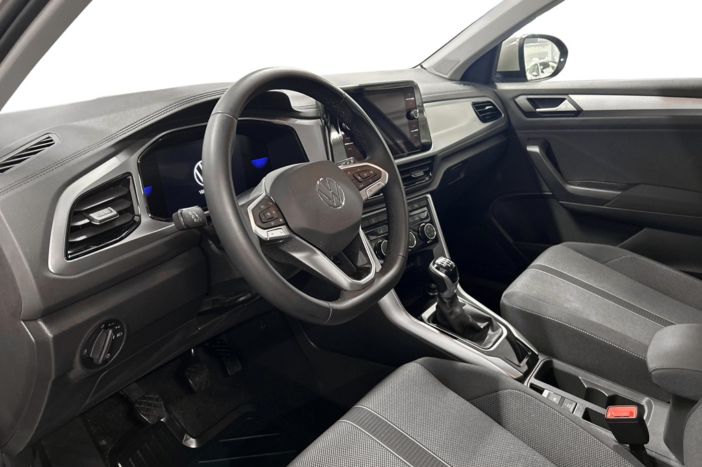 Volkswagen T-Roc EAH07D
