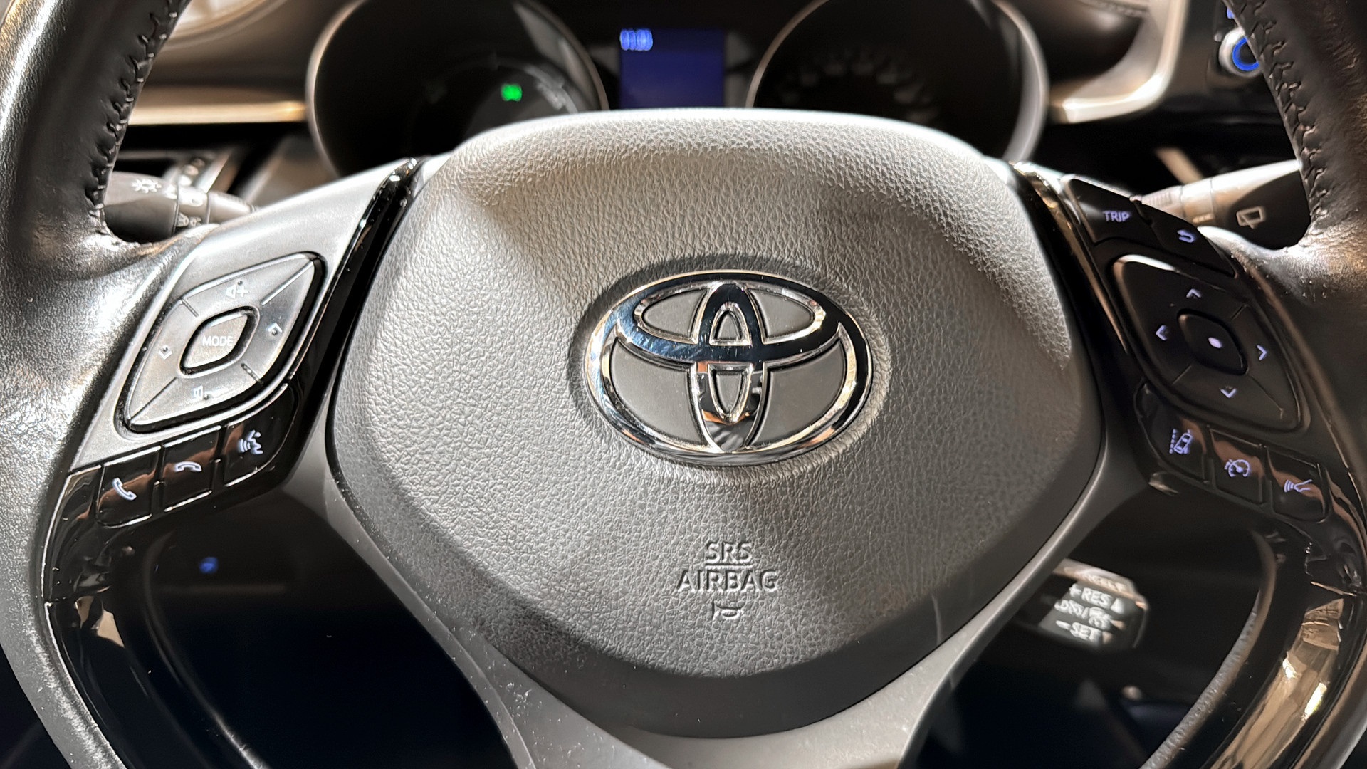 Toyota C-HR EAR65H