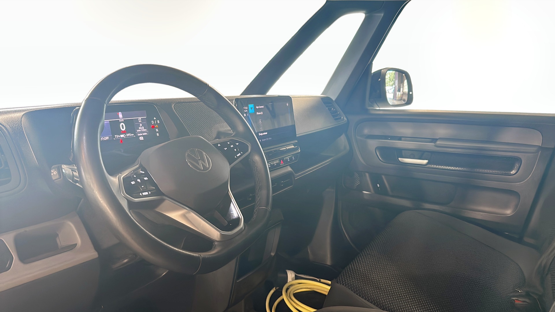 Volkswagen ID. Buzz Cargo EAW00U