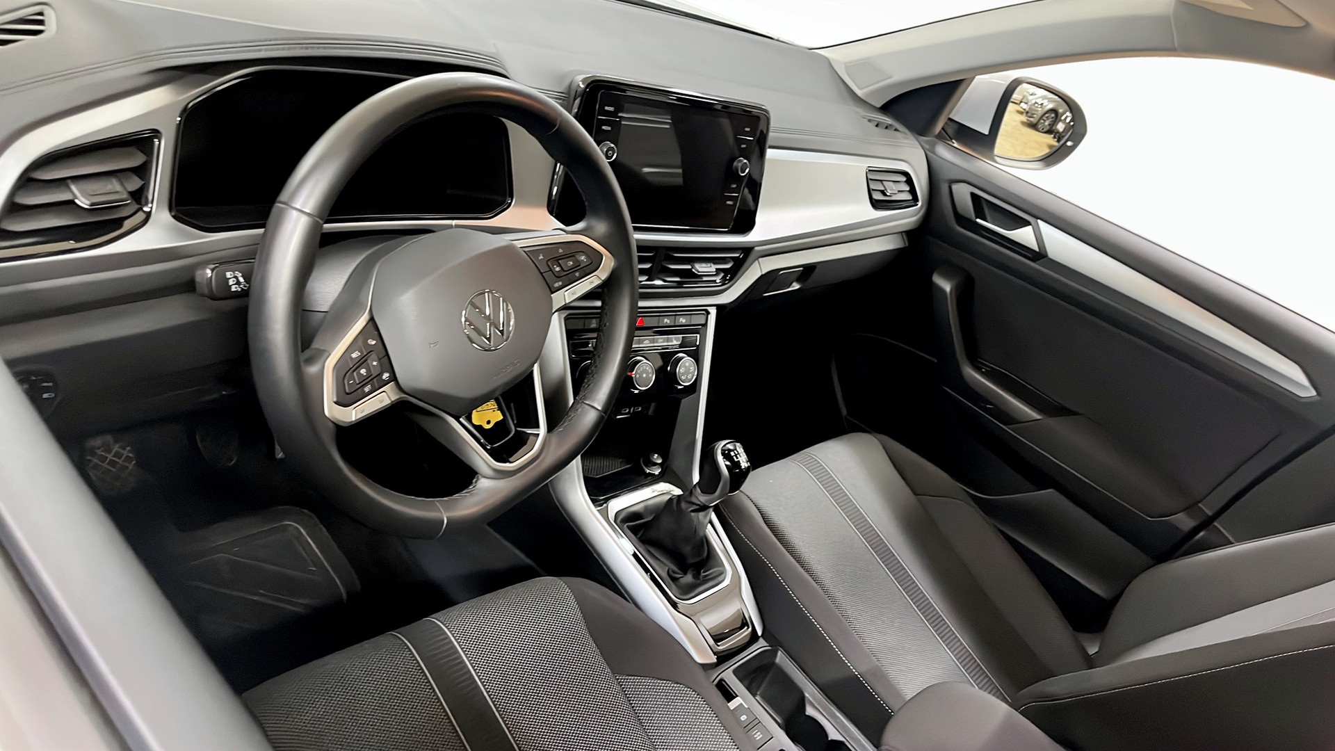 Volkswagen T-Roc EBC617