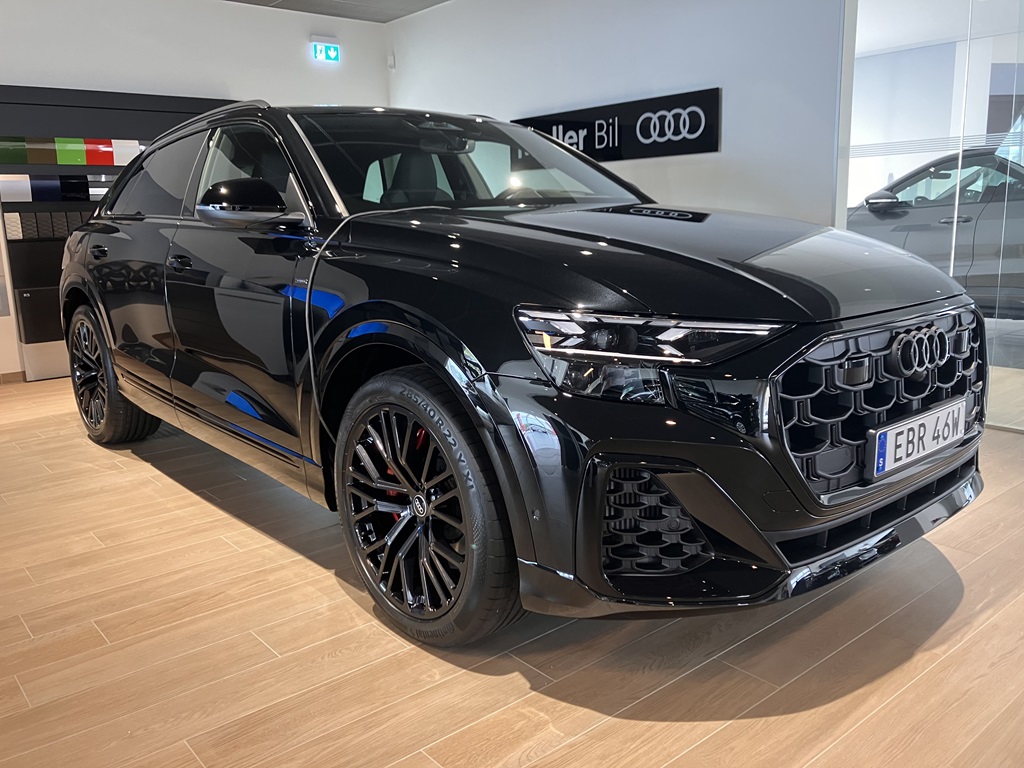Audi Q8 EBR46W