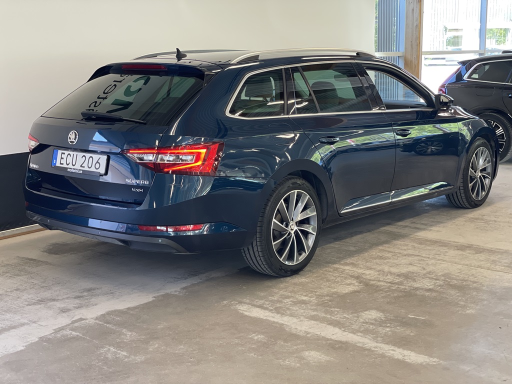 Skoda Superb ECU206