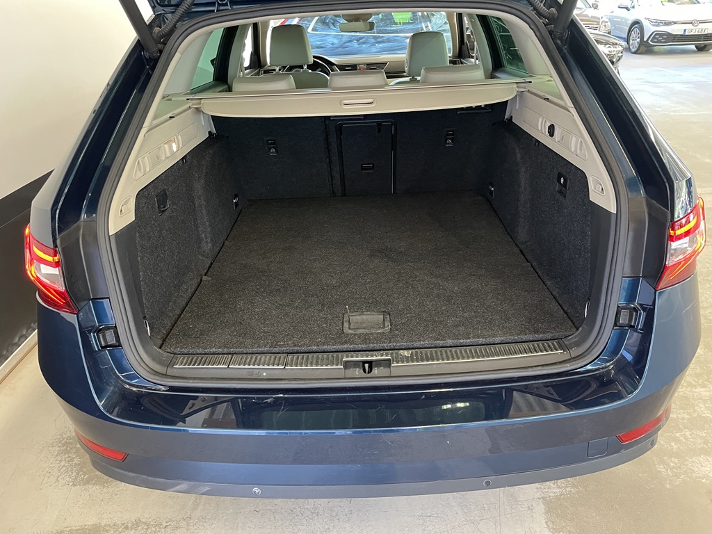 Skoda Superb ECU206