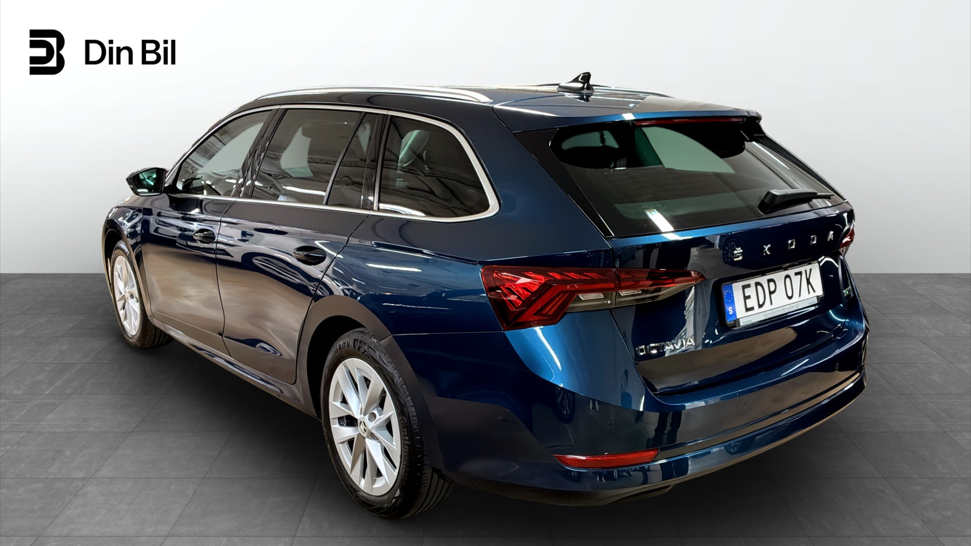 Skoda Octavia Combi EDP07K