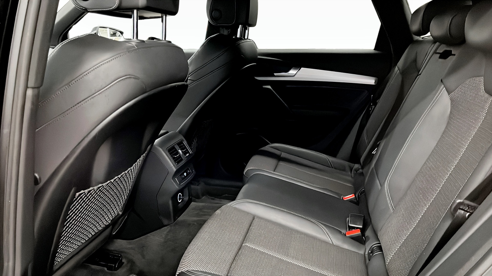 Audi Q5 EDX75U