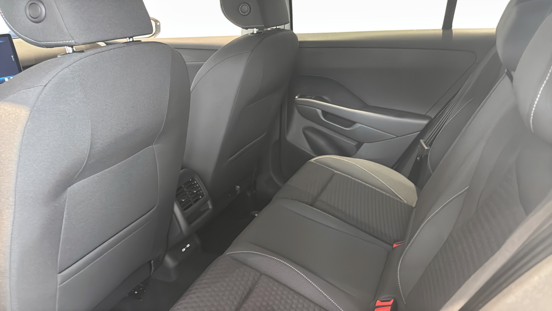 Volkswagen T-Roc EED48D