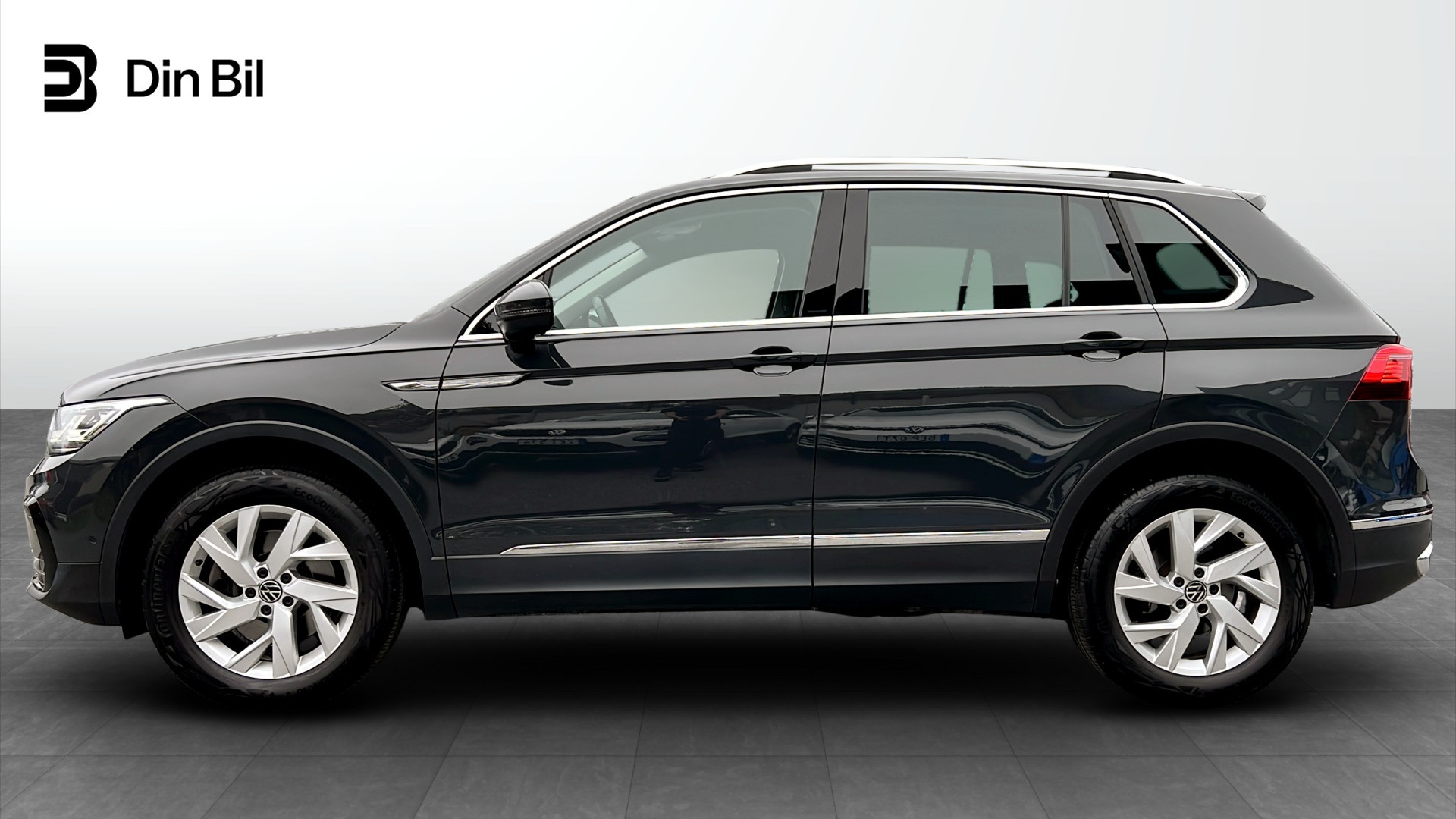 Volkswagen Tiguan EEF24W