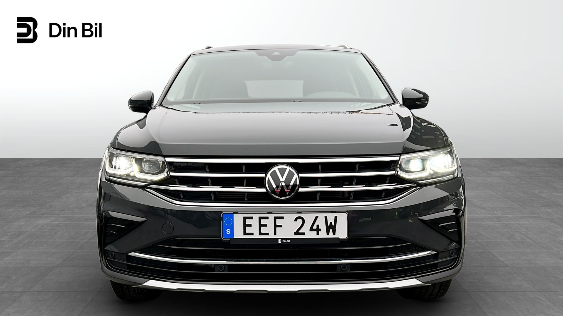 Volkswagen Tiguan EEF24W