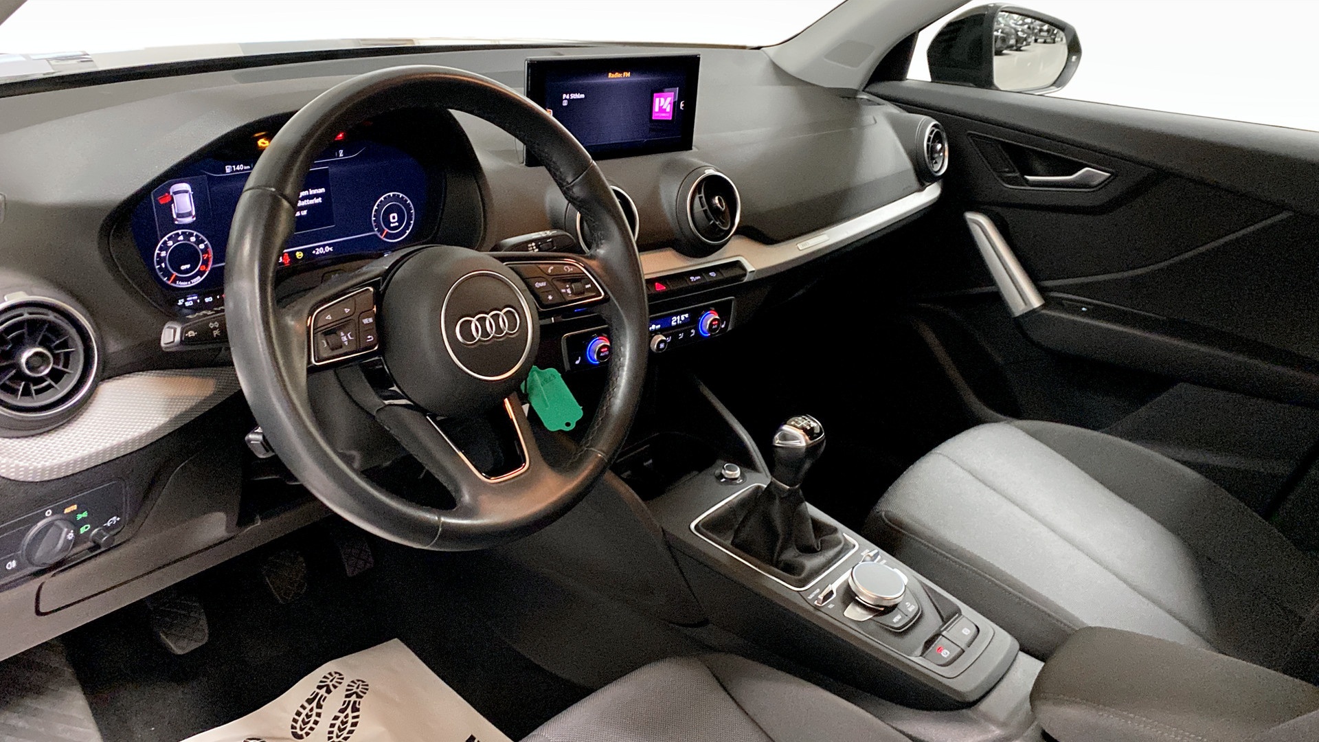 Audi Q2 EEG61G