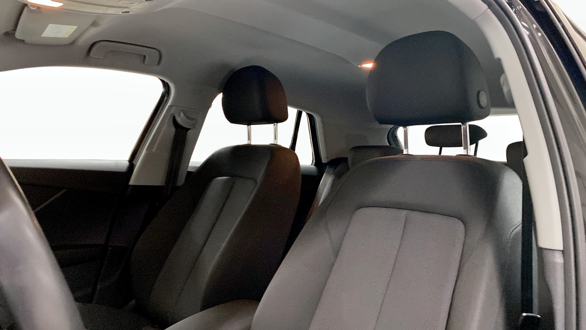 Audi Q2 EEG61G