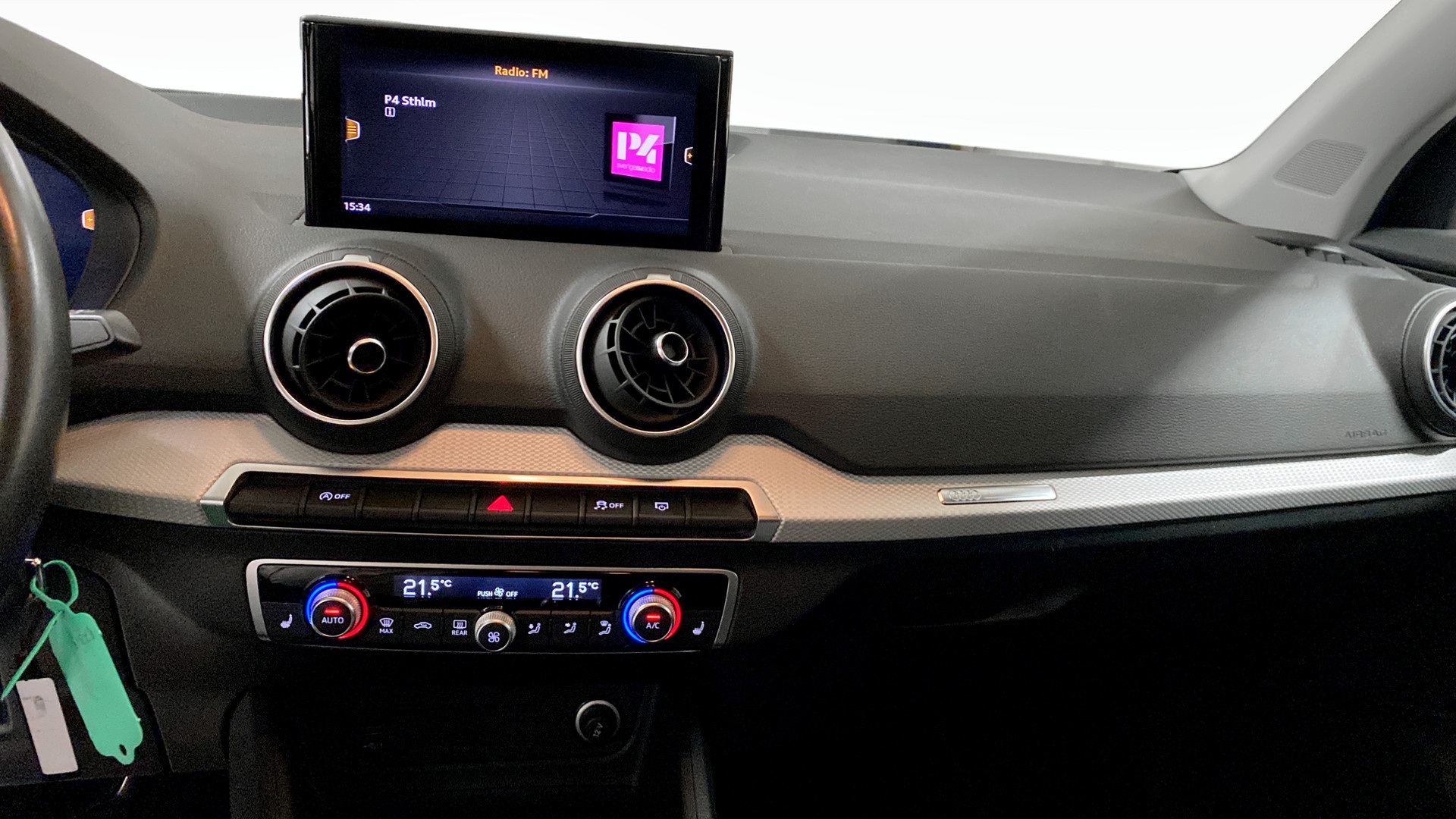 Audi Q2 EEG61G