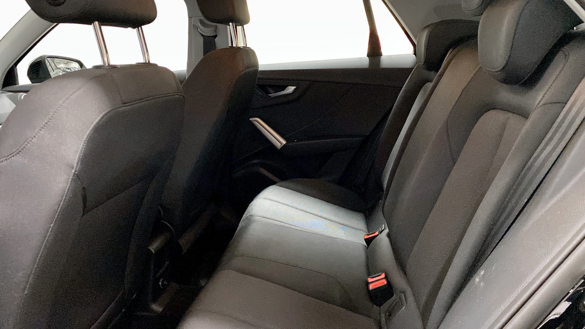 Audi Q2 EEG61G
