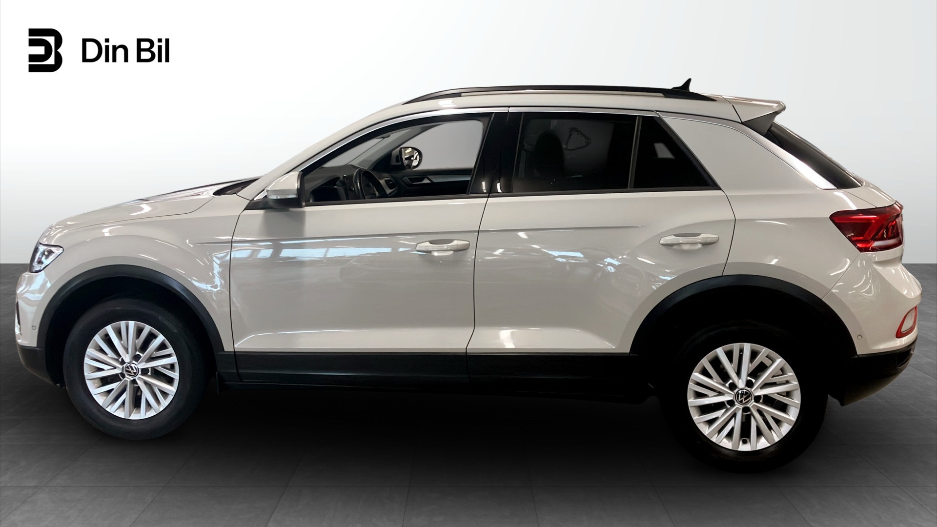 Volkswagen T-Roc EEH61T