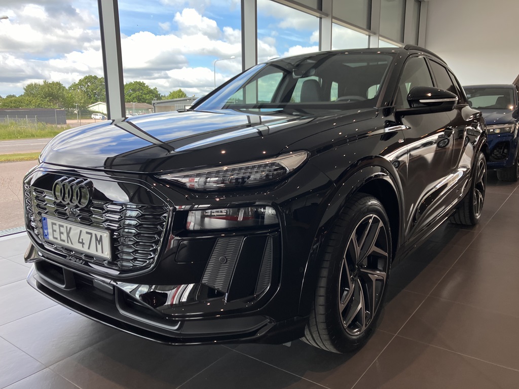 Audi Q6 e-tron EEK47M