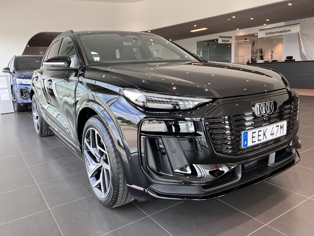 Audi Q6 e-tron EEK47M