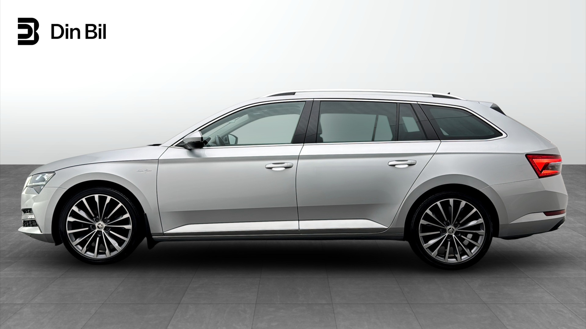 Skoda Superb Combi EEL07K