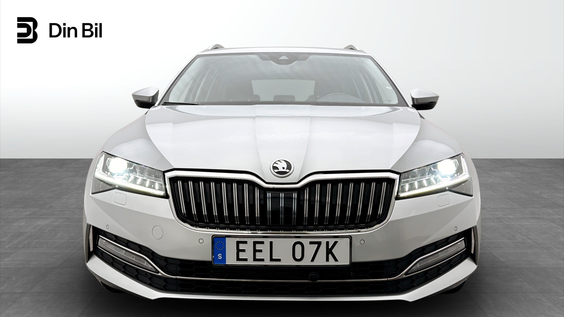 Skoda Superb Combi EEL07K