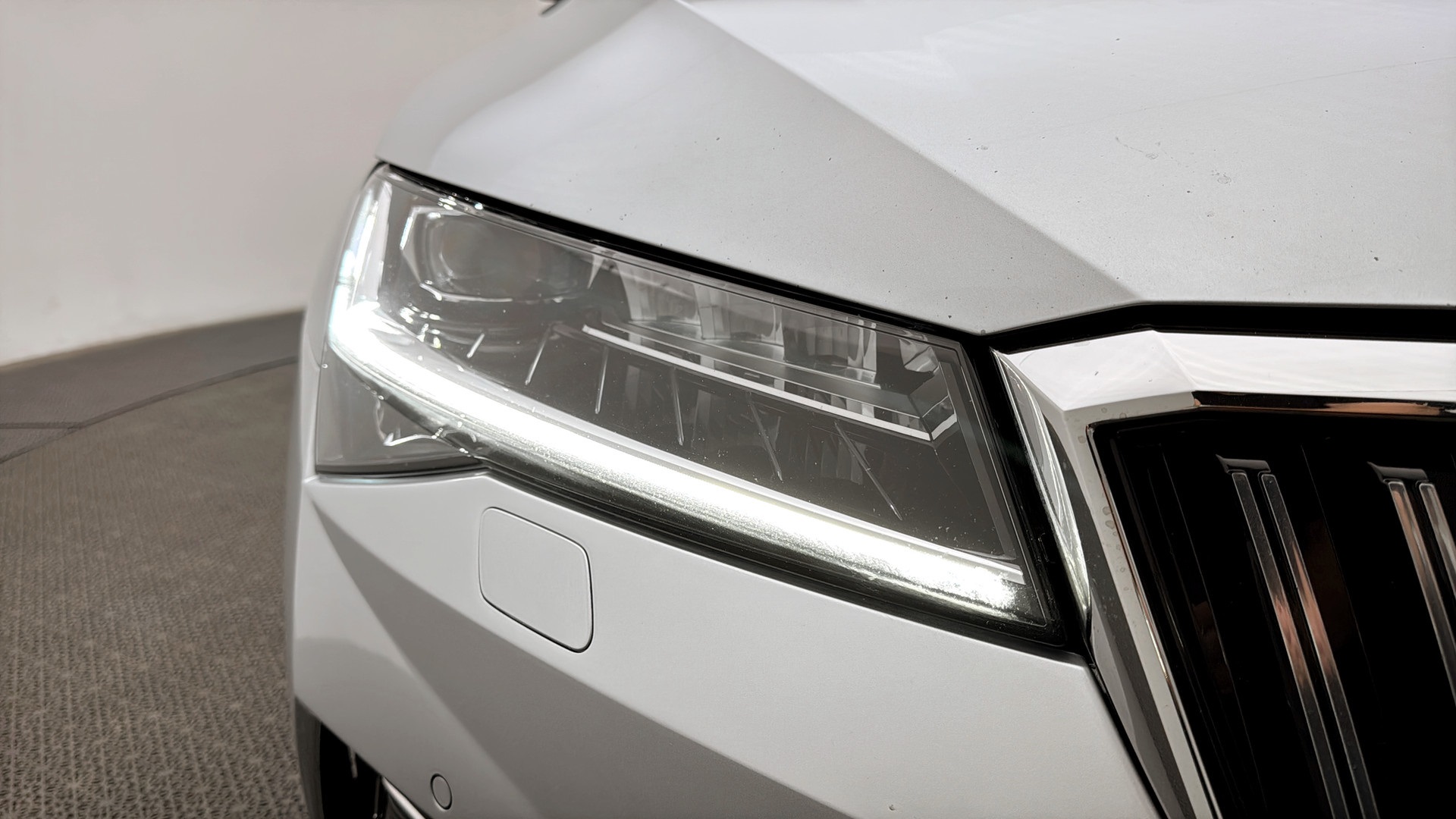Skoda Superb Combi EEL07K