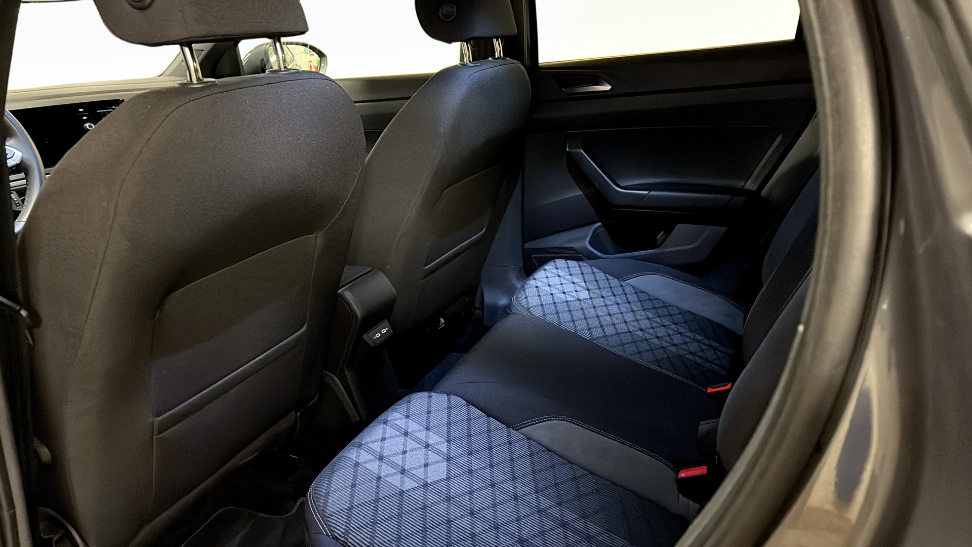Volkswagen Taigo EFE07S