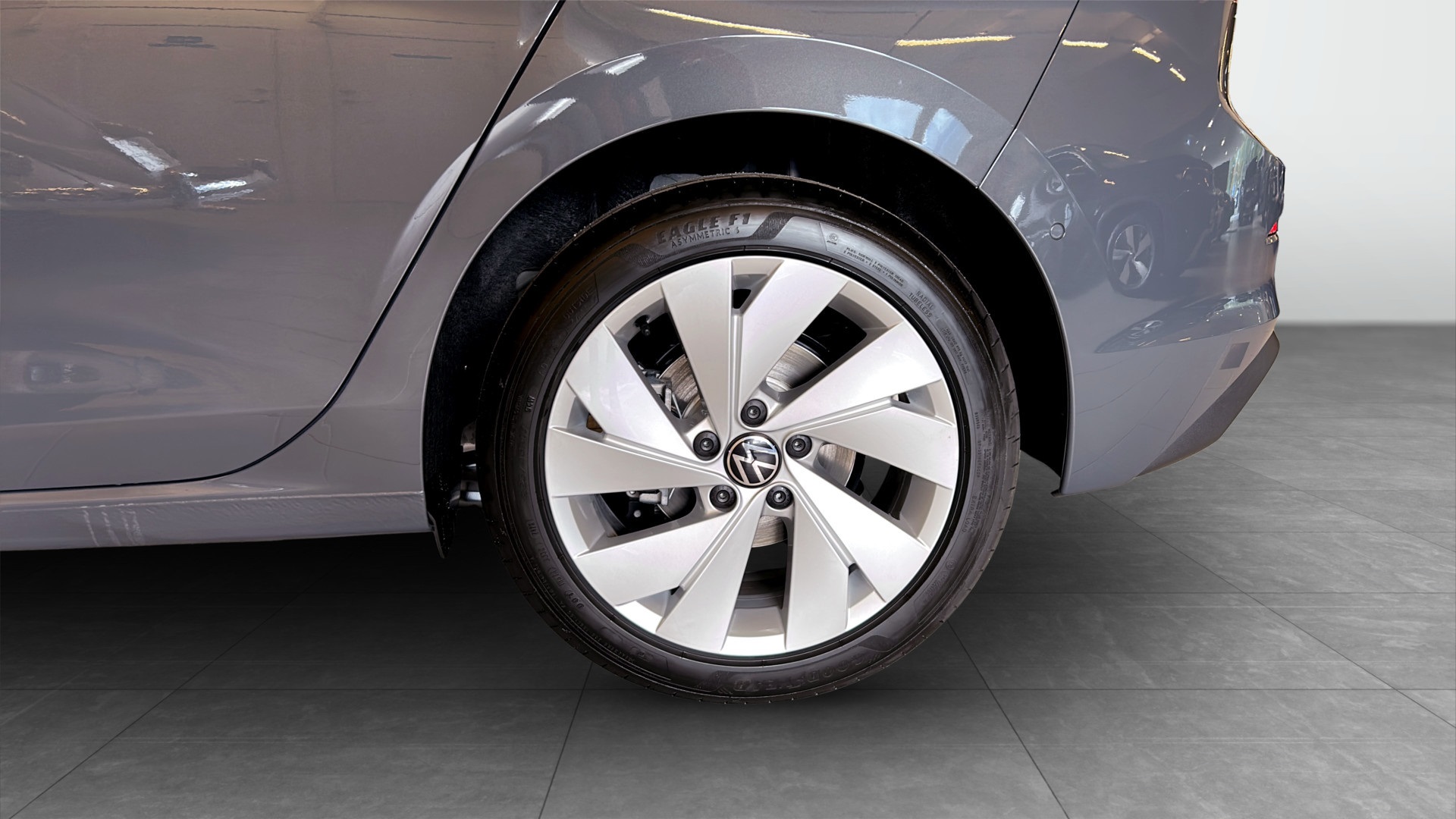Volkswagen Golf EFP12W
