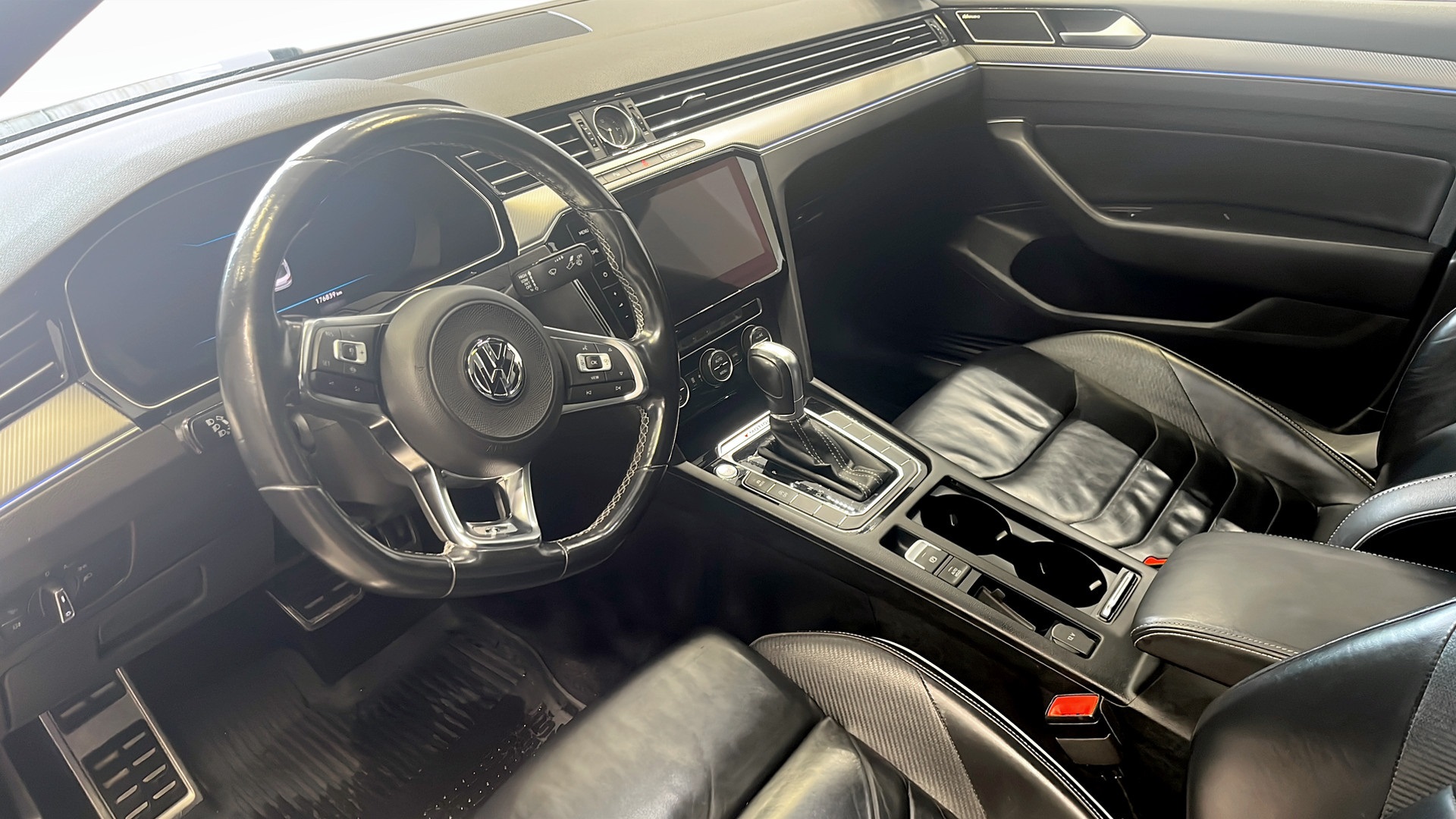 Volkswagen Arteon EFU36Y