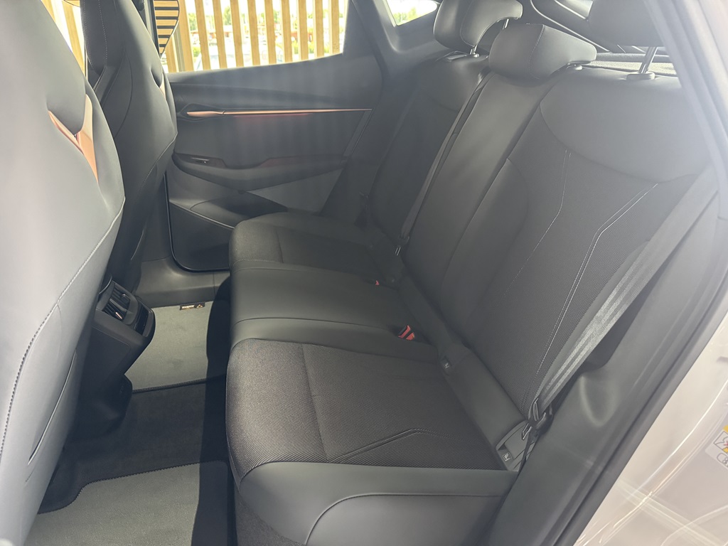 CUPRA Tavascan EGG47U