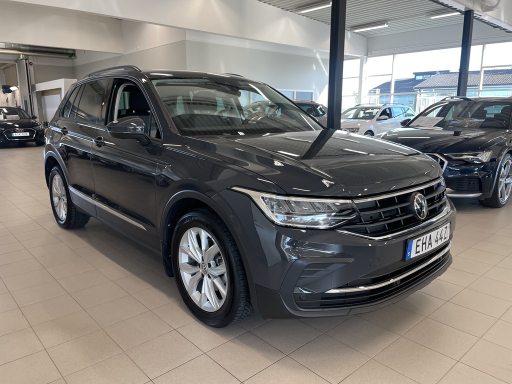 Volkswagen Tiguan EHA44Z
