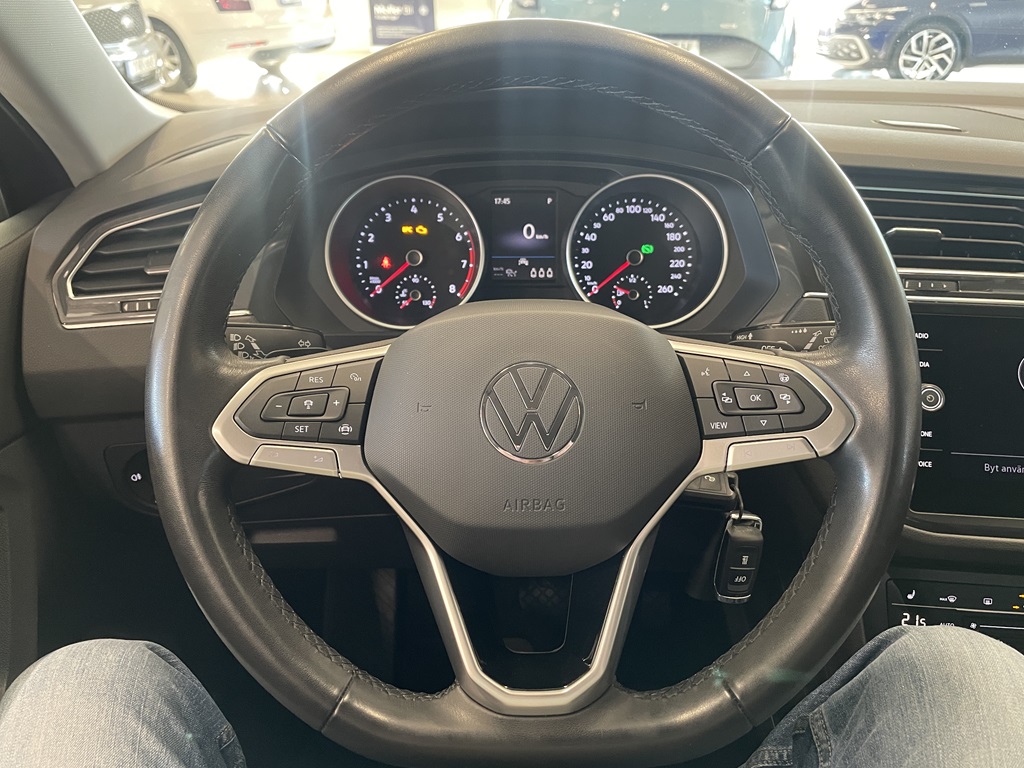 Volkswagen Tiguan EHA44Z