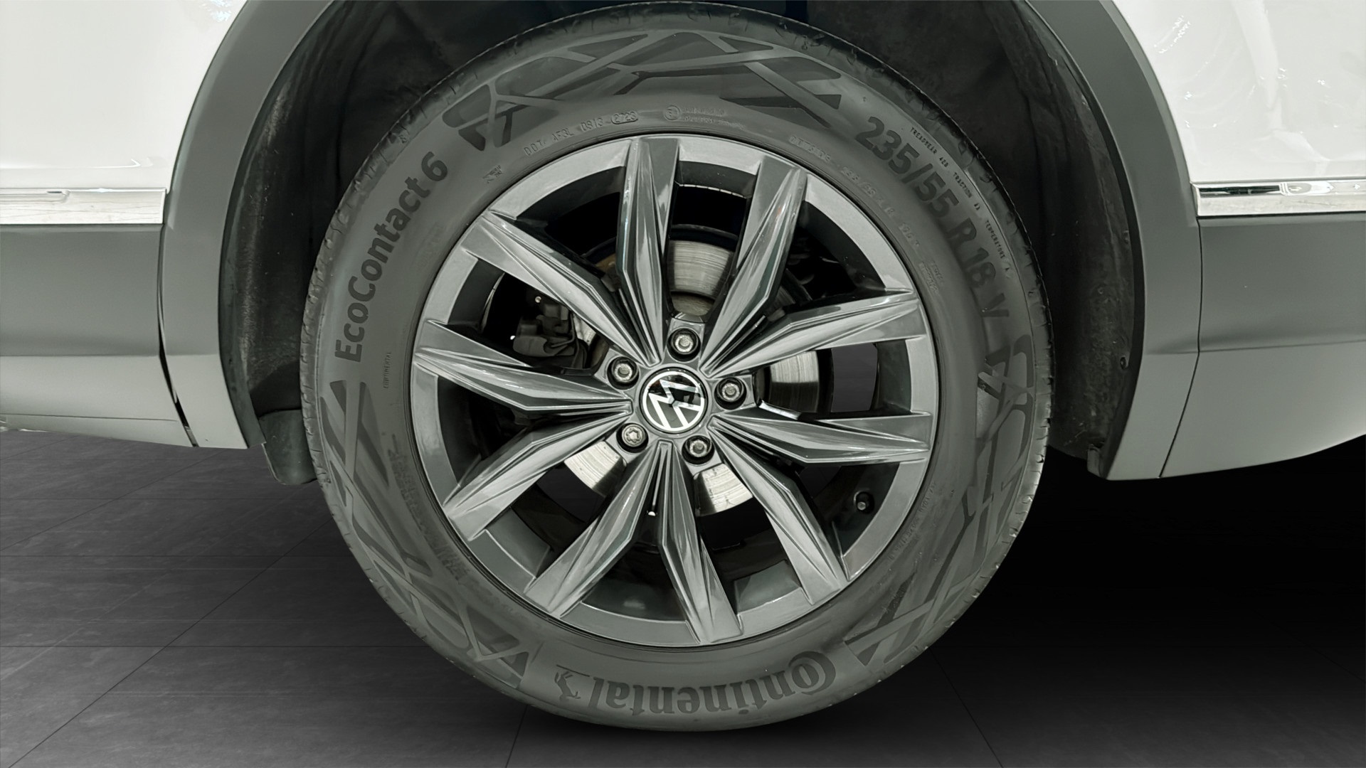 Volkswagen Tiguan Allspace EHE61K