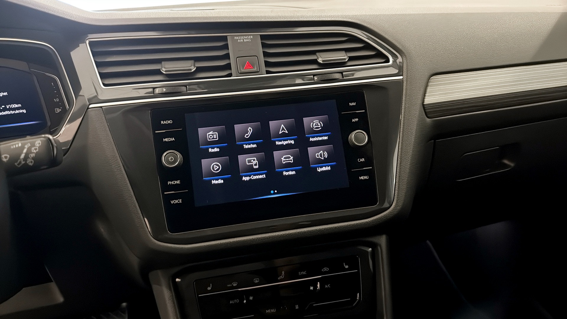 Volkswagen Tiguan Allspace EHE61K