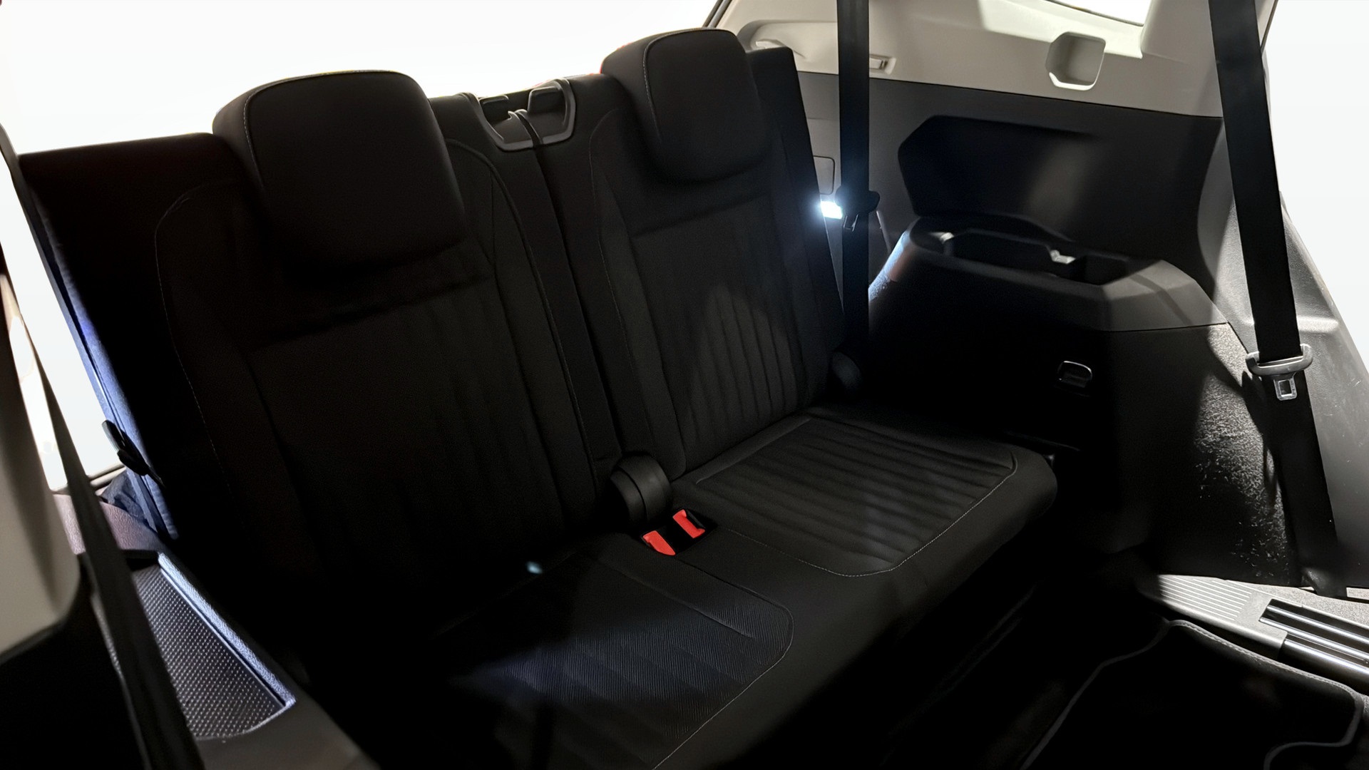 Volkswagen Tiguan Allspace EHE61K