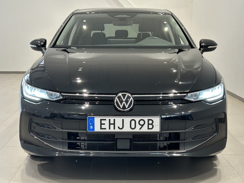 Volkswagen Golf EHJ09B