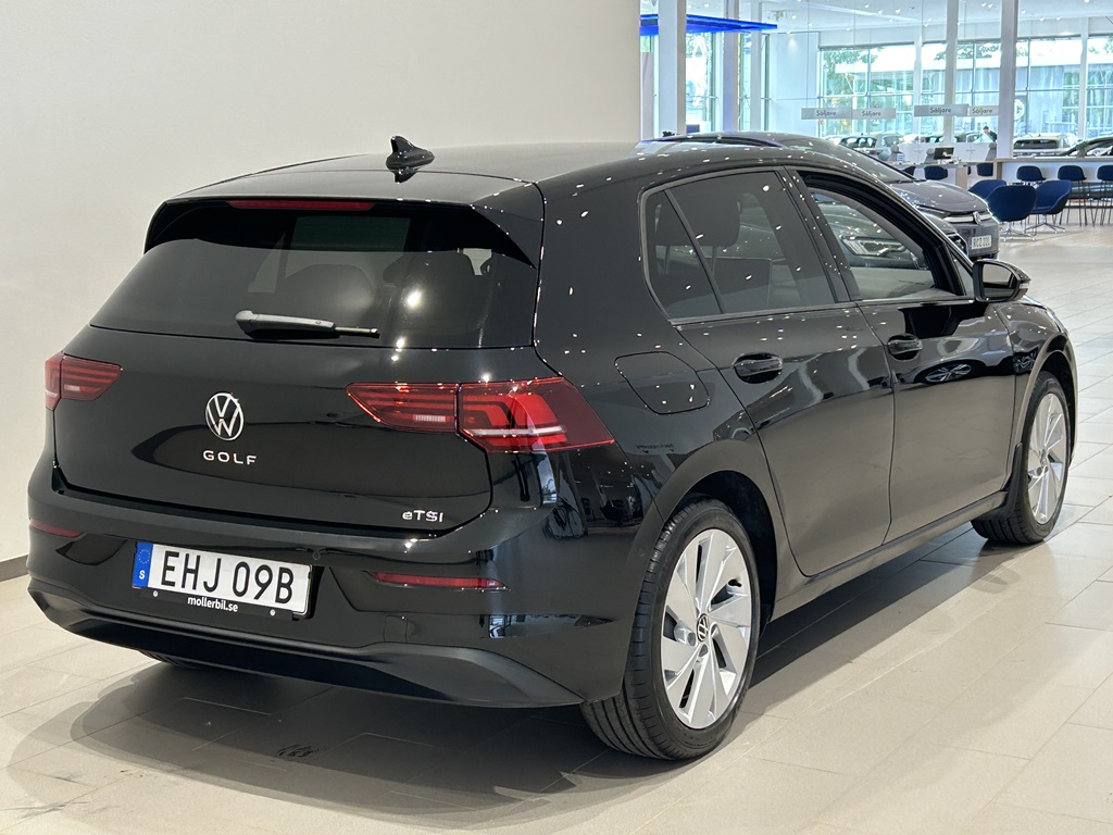 Volkswagen Golf EHJ09B