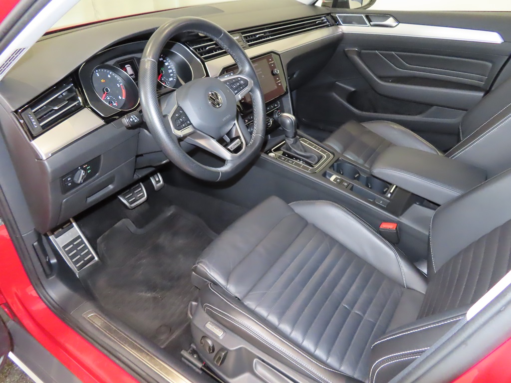 Volkswagen Passat EHJ75K