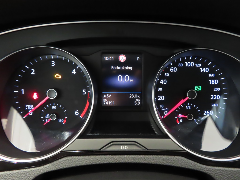 Volkswagen Passat EHJ75K