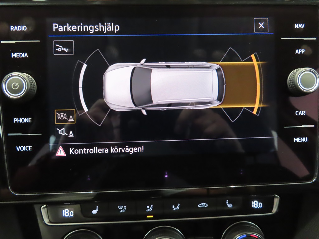 Volkswagen Passat EHJ75K