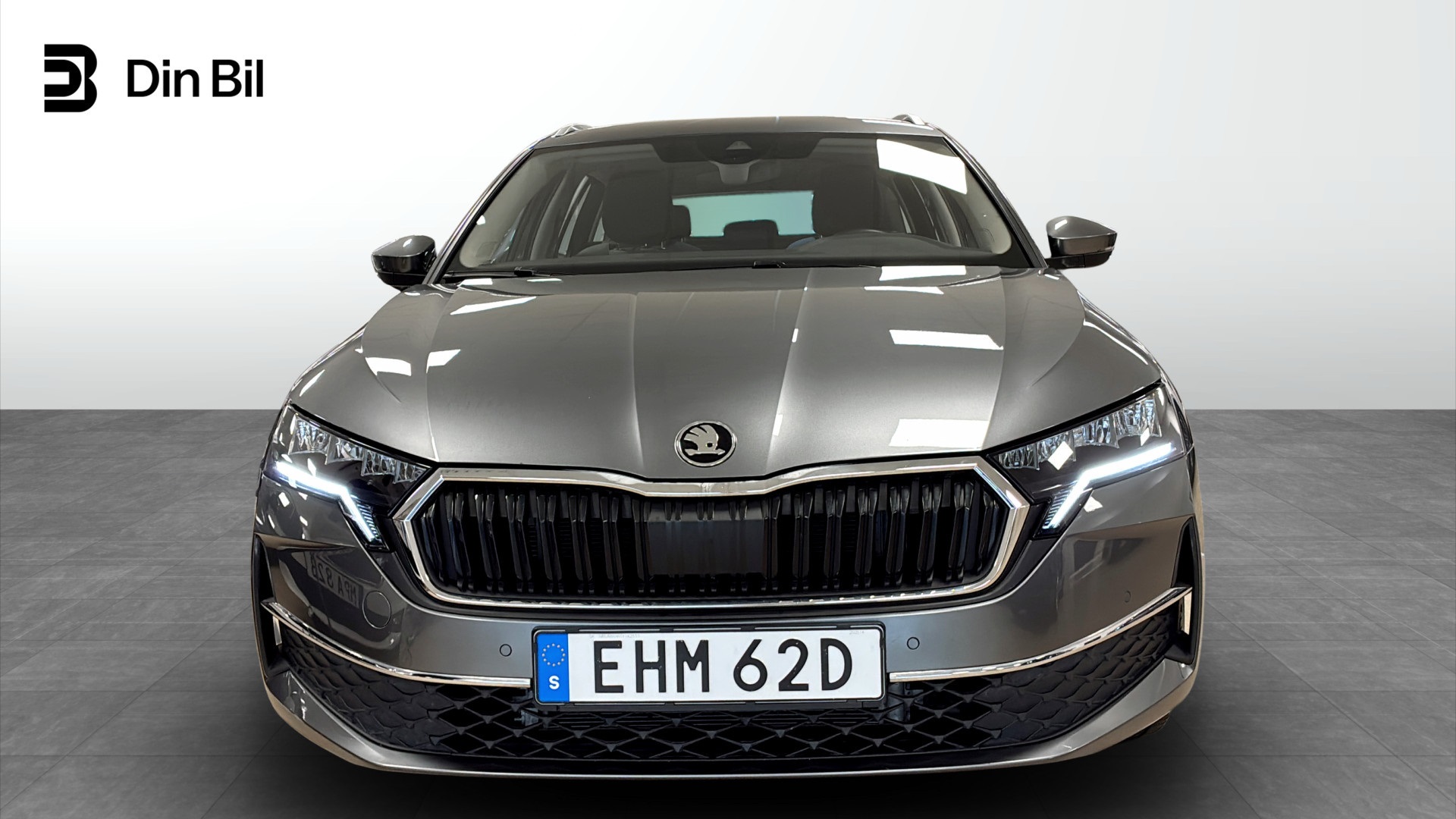 Skoda Octavia Combi EHM62D