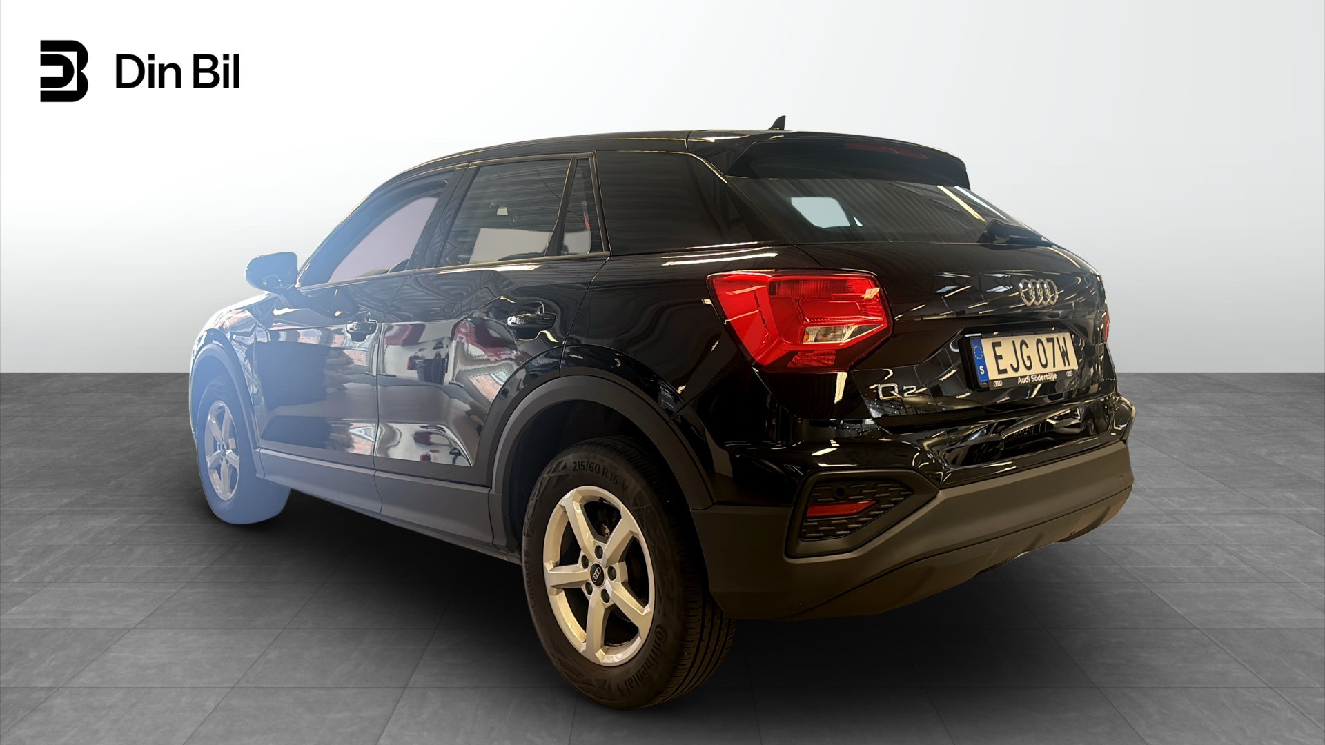 Audi Q2 EJG07W