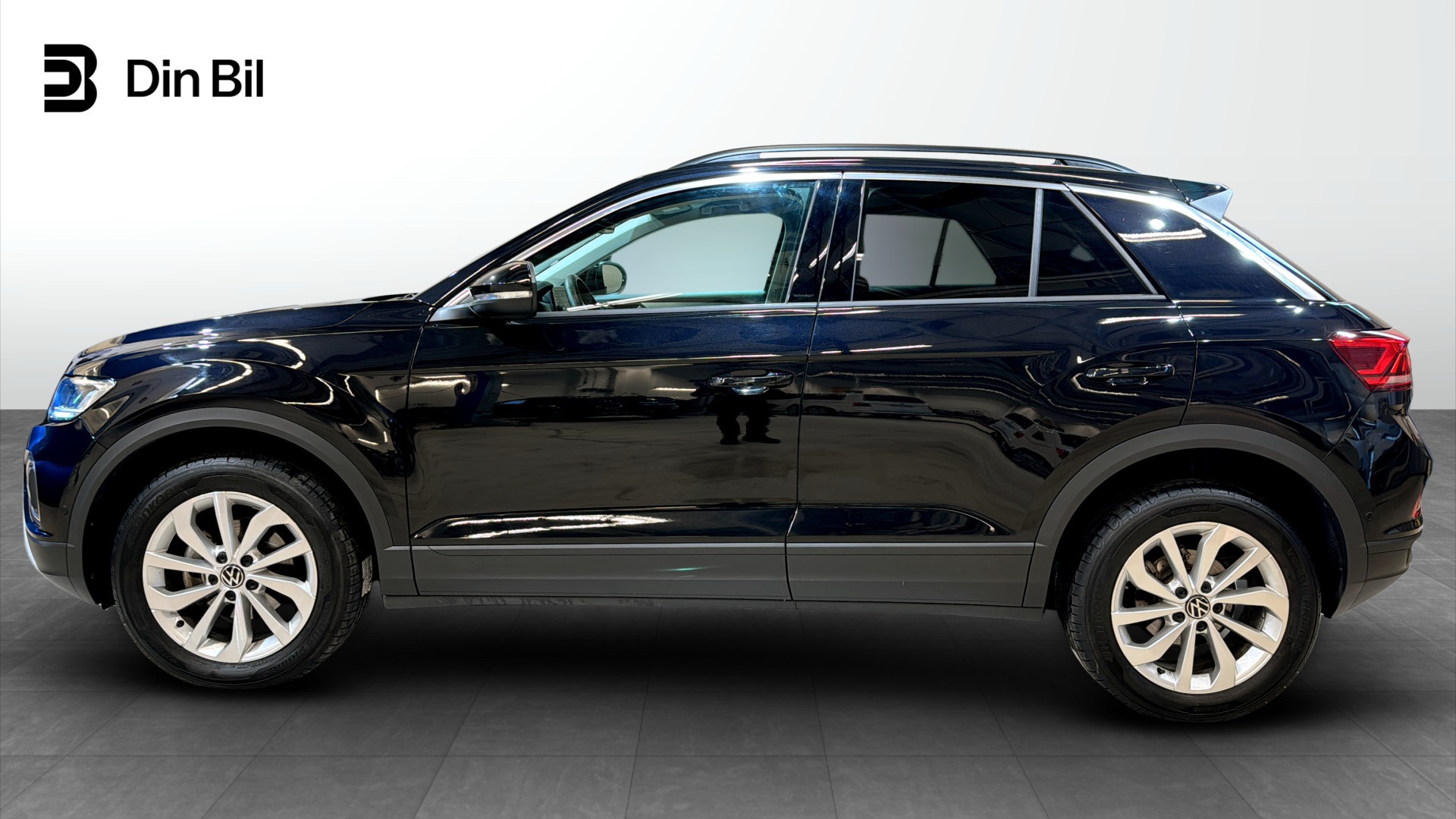 Volkswagen T-Roc EJJ04G