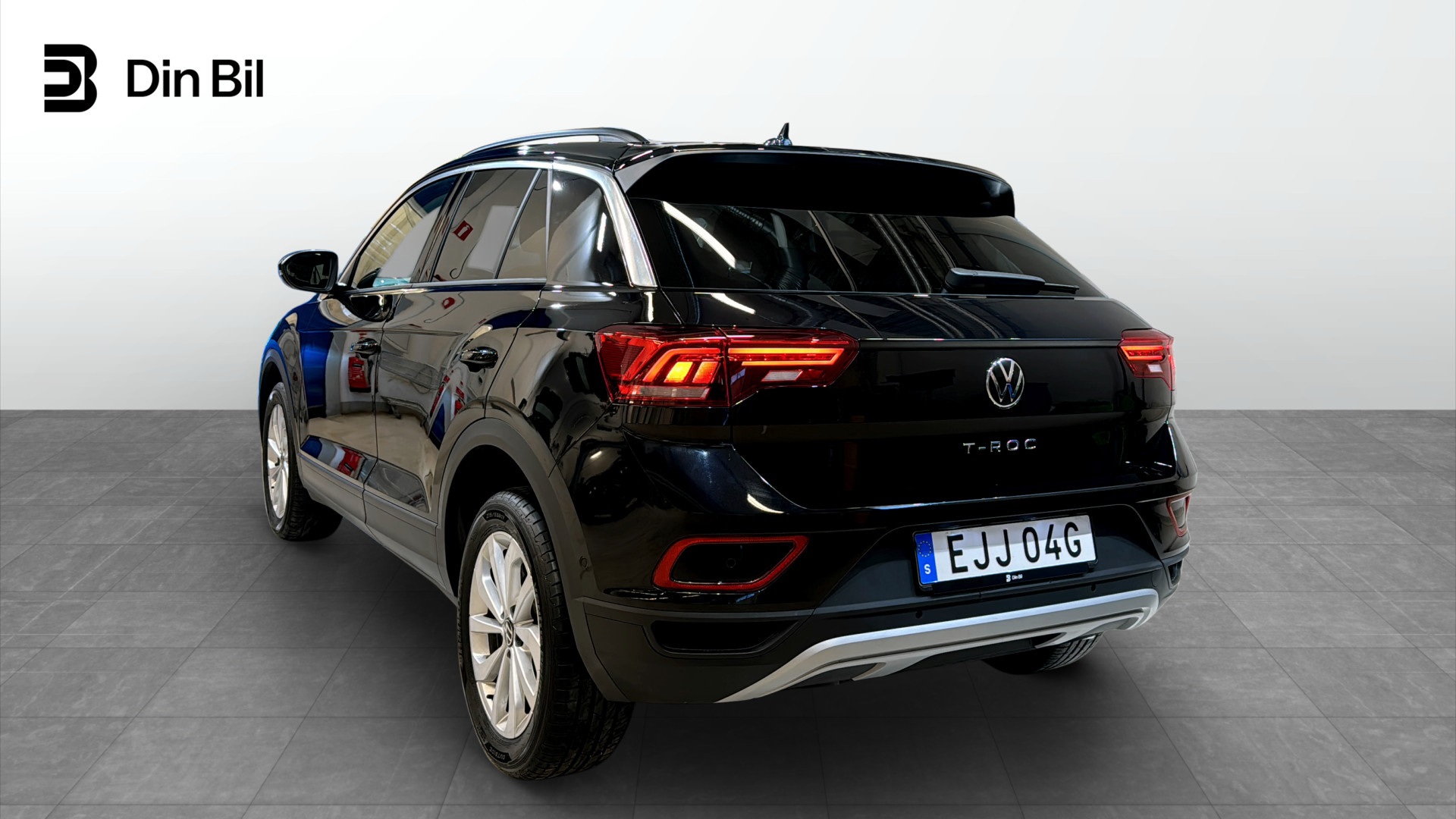 Volkswagen T-Roc EJJ04G