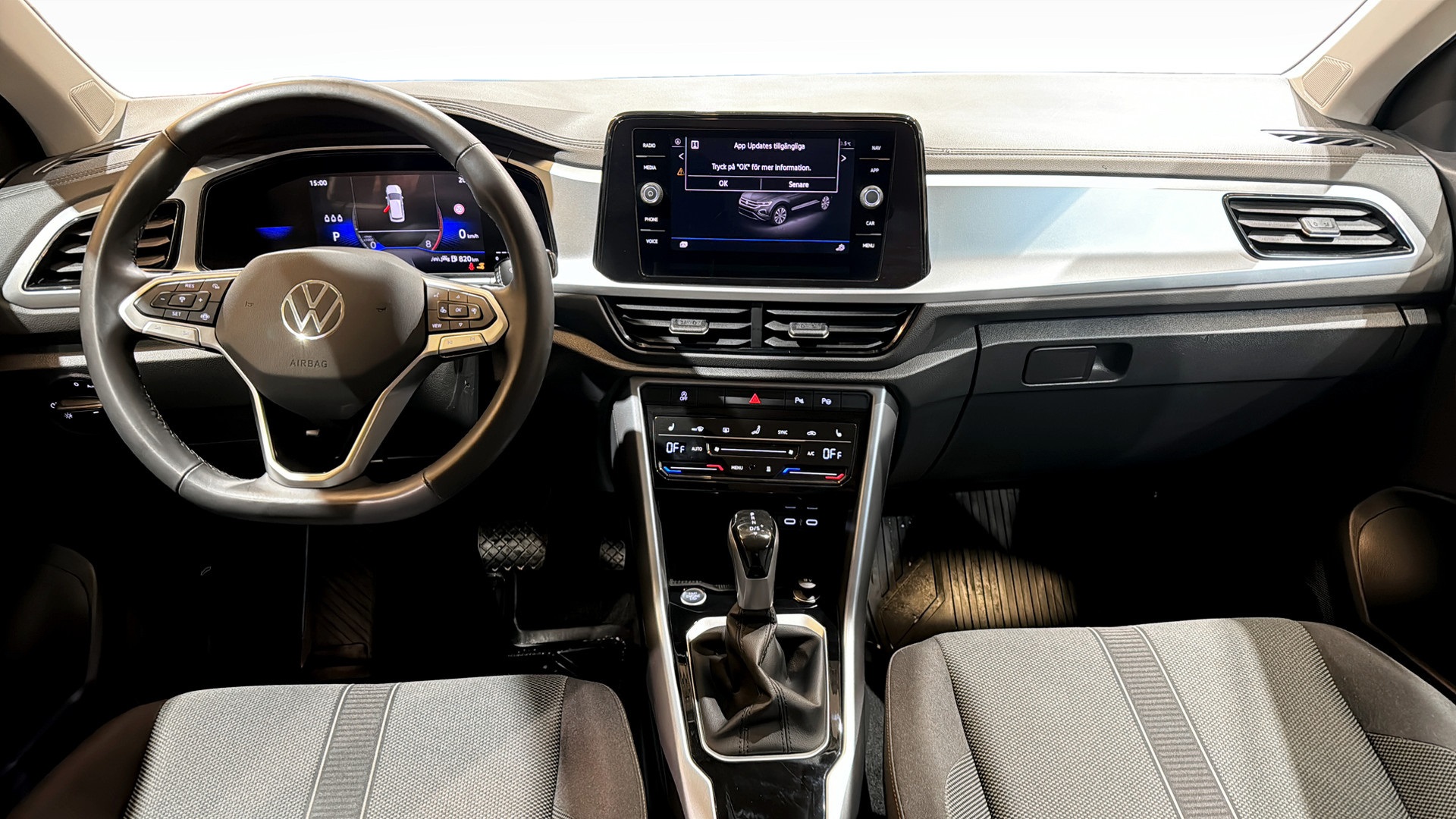 Volkswagen T-Roc EJJ04G